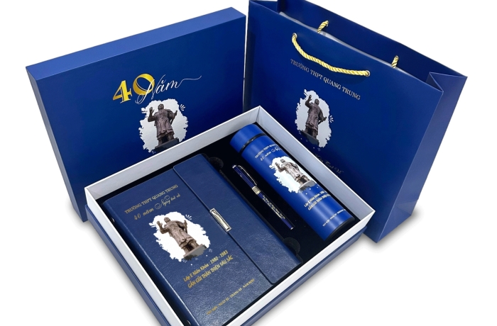 Quà Tặng Khách Hàng